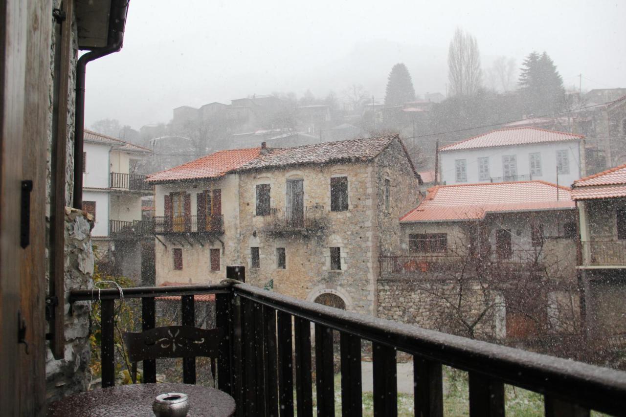 Tsarbou Guesthouse Stemnitsa Exterior foto