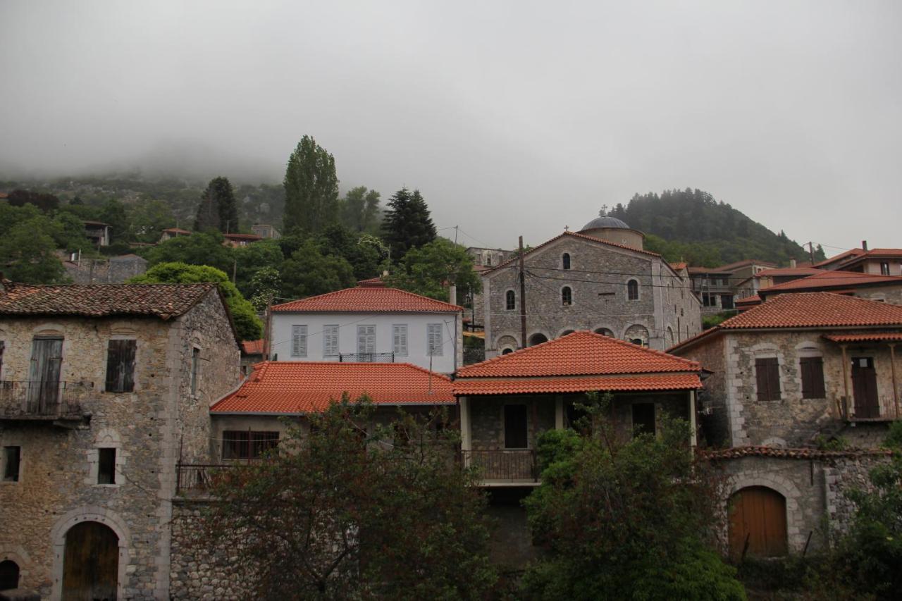 Tsarbou Guesthouse Stemnitsa Exterior foto